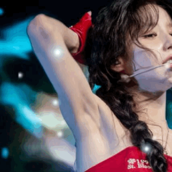 Today's Most Loved HeeJin (ARTMS)