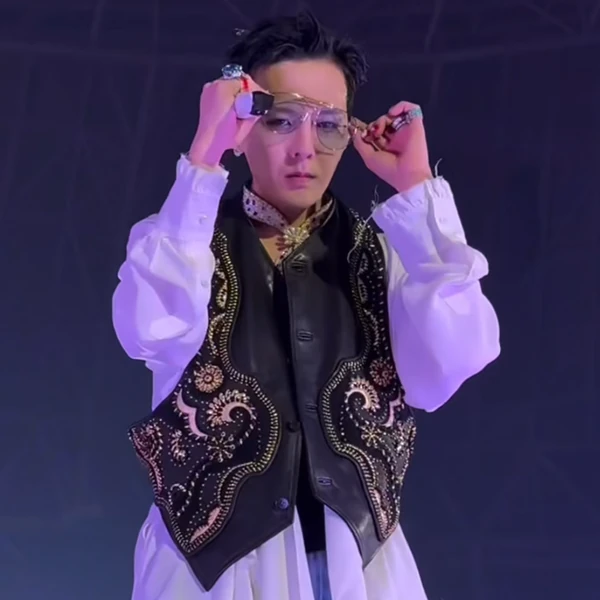 Today's Most Loved G-DRAGON (BIGBANG)