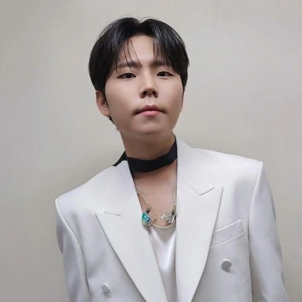 Top Photo Full of Jung Seunghwan Love