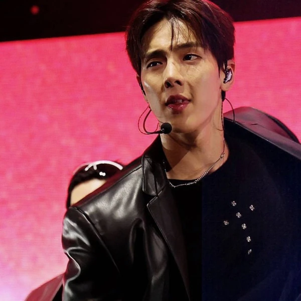 Momen bersinar Shownu (MONSTA X) yang dibuat oleh fandom