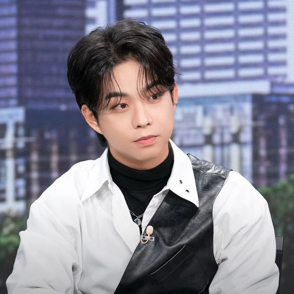 Today's Most Loved Choi Sangyeop (LUCY)