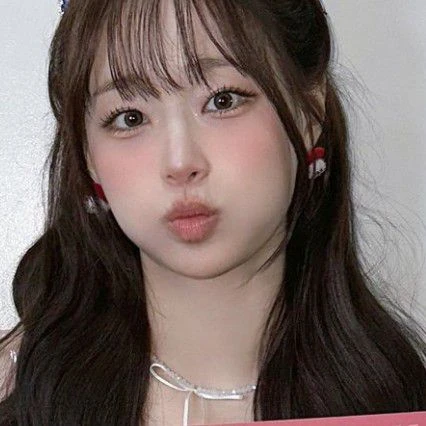 充满粉丝爱意的Chuu人气照片