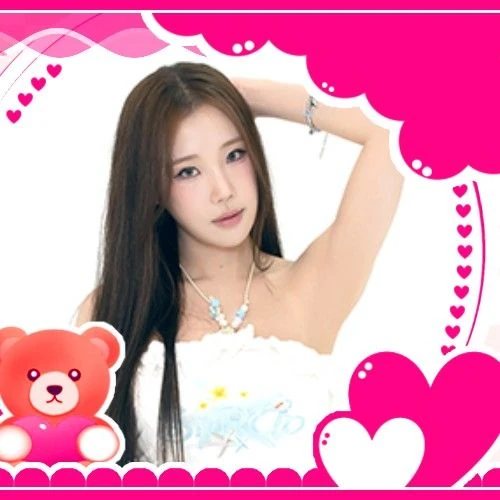 Top Photo Full of Joo E (MOMOLAND) Love