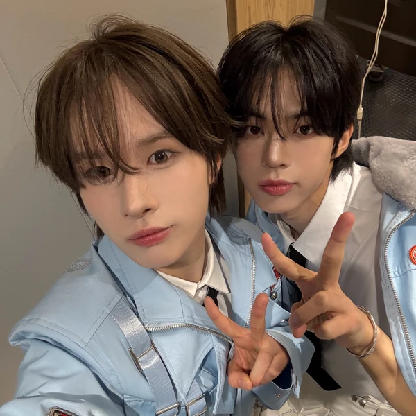 Top Photo Full of TWS Love