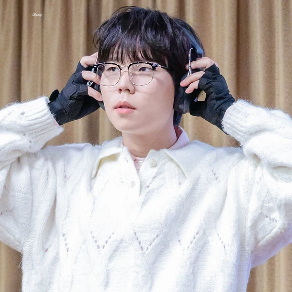 今天最受喜爱的郑承焕