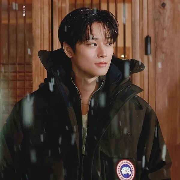 充滿粉絲愛意的柱延 (THE BOYZ)人氣照片