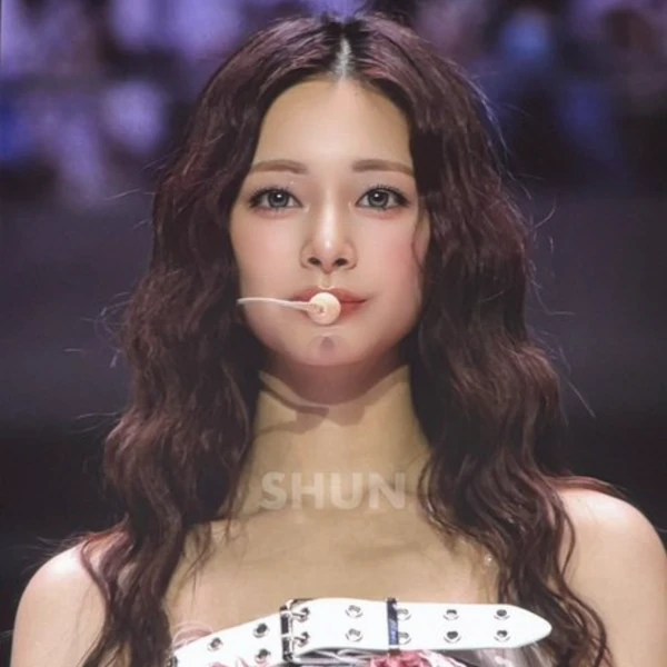 今日最も愛されたツウィ (TWICE)の姿