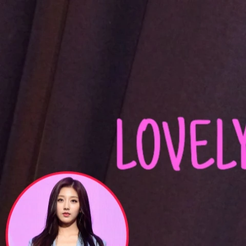 Top Photo Full of Jeong Yein (Lovelyz) Love