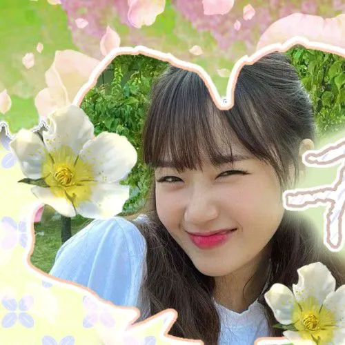 充滿粉絲愛意的崔有情人氣照片