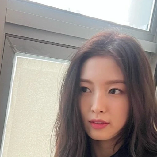 Today's Most Loved Arin (OH MY GIRL)