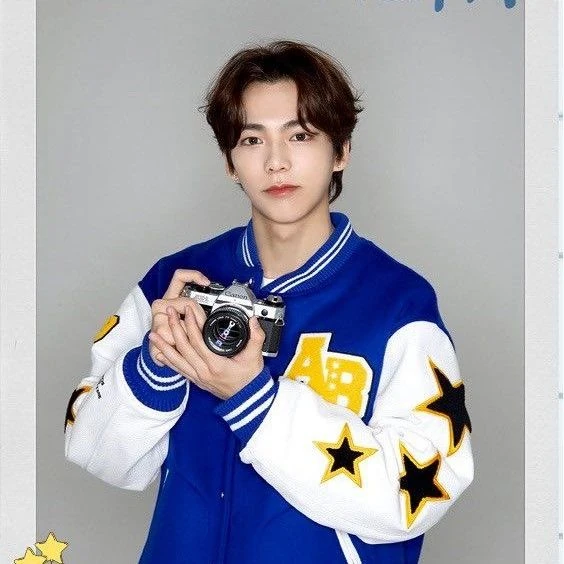 Popular profile picture of VERIVERY loved by fans