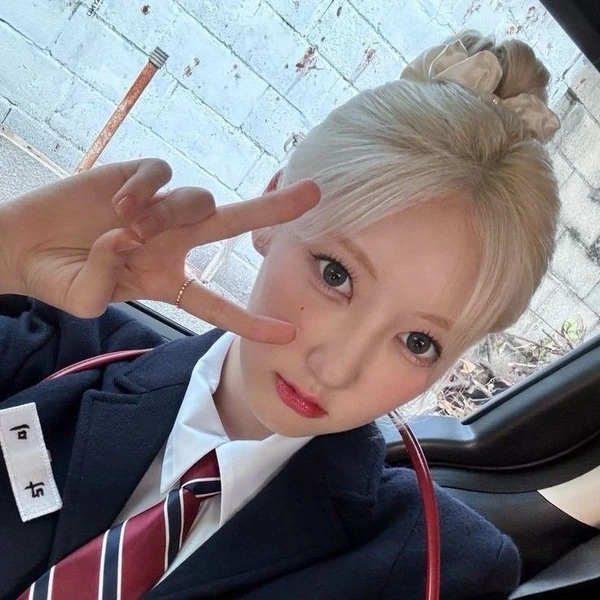 充滿粉絲愛意的Rami (BABYMONSTER)人氣照片