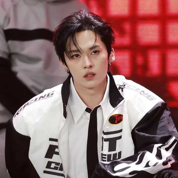 充滿粉絲愛意的Lee Know (Stray Kids)人氣照片