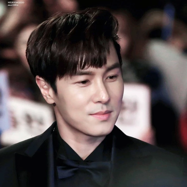 Today's Most Loved Kim Dongwan (SHINHWA)