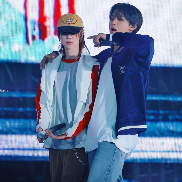 Top Photo Full of SEVENTEEN Love