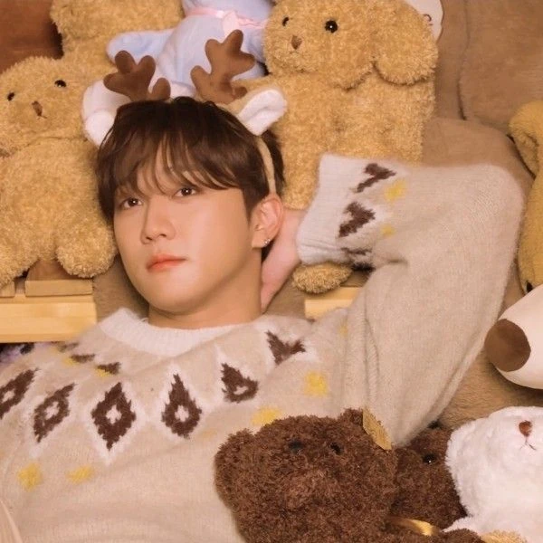 Top Photo Full of Hong Joochan (GoldenChild) Love