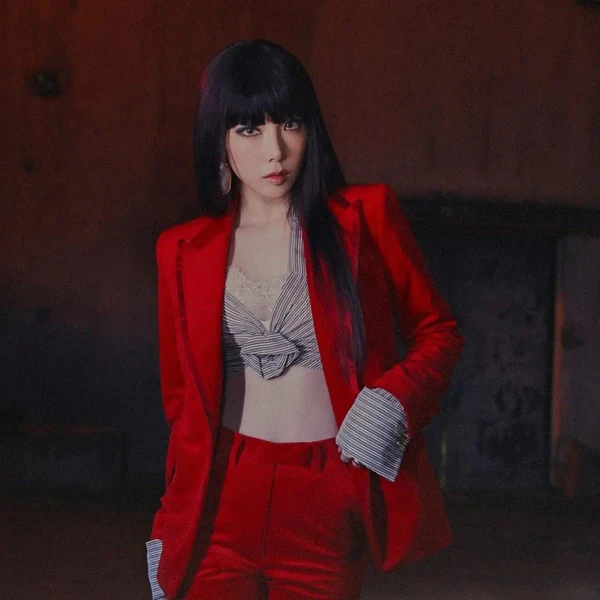 今日最も愛されたテヨン (少女時代)の姿