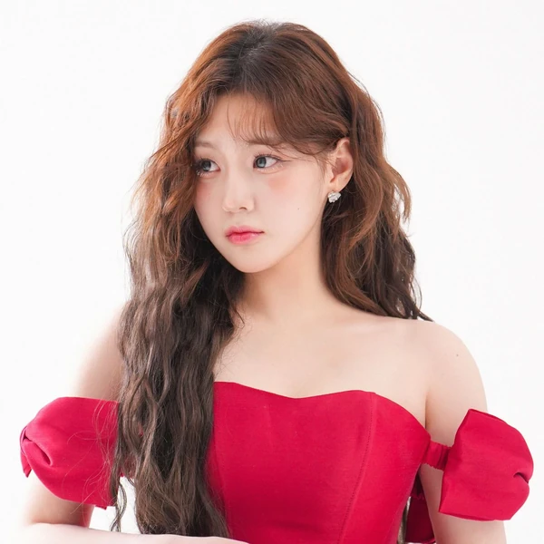 充满粉丝爱意的金采炫 (Kep1er)人气照片