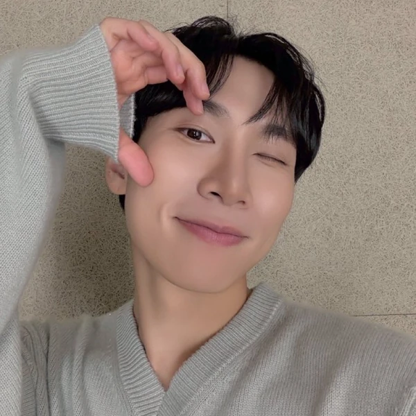 Top Photo Full of Seo Eunkwang (BTOB) Love