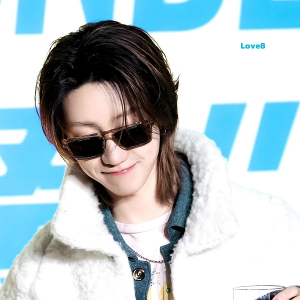 Today's Most Loved The 8 (SEVENTEEN)