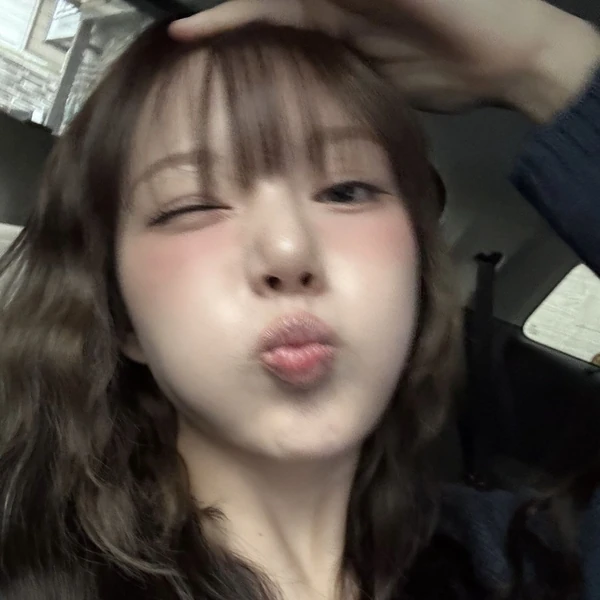 充满粉丝爱意的艺琳 (GFRIEND)人气照片