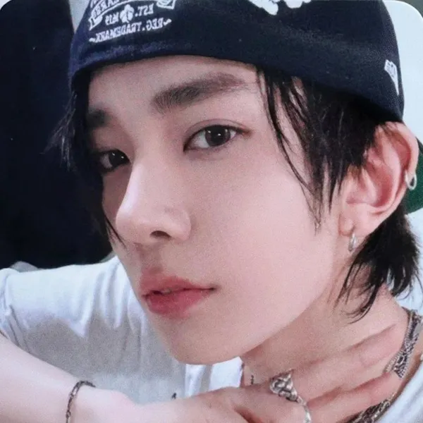 오늘 가장 사랑받은 희승 (ENHYPEN)의 모습