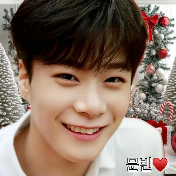 Penampilan Moonbin (ASTRO) yang Paling Dicintai Hari Ini