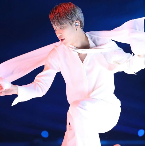 팬들이 뽑은 지민 (방탄소년단) 최고의 순간