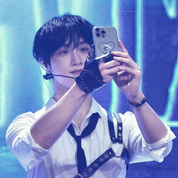 Top Photo Full of Hyunsuk (CIX) Love