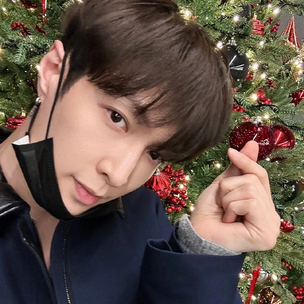 Top Photo Full of Lay (EXO) Love