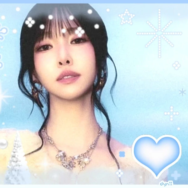 Top Photo Full of Yuju (GFRIEND) Love