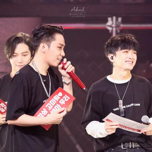 Top Photo Full of SECHSKIES Love