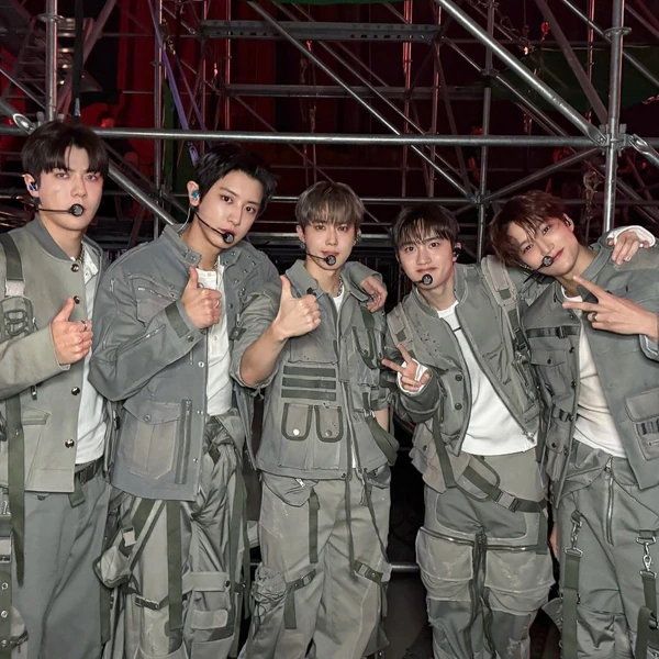 오늘 가장 사랑받은 EXO의 모습