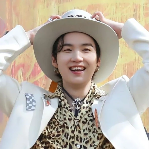 Momen Terbaik SUGA (BTS) Pilihan Penggemar