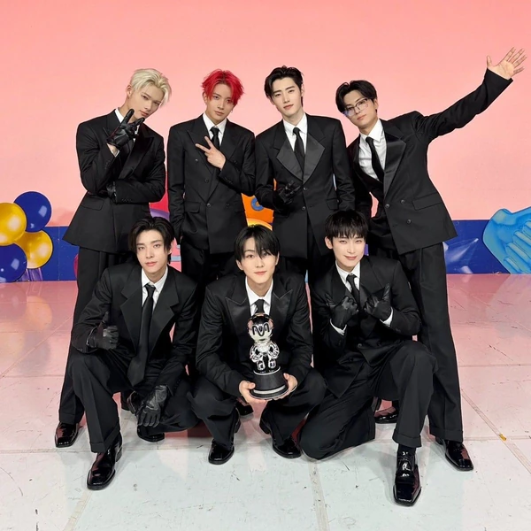 充滿粉絲愛意的ENHYPEN人氣照片