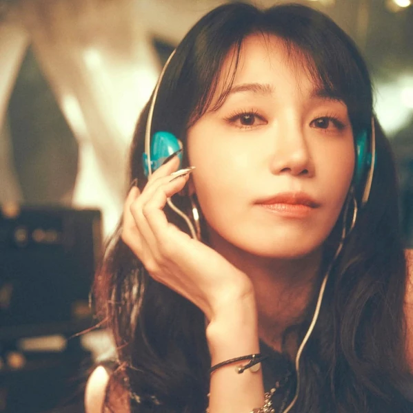 Today's Most Loved Jeong Eunji (Apink)