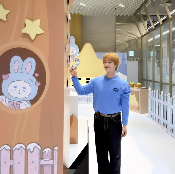 Top Photo Full of Onew (SHINee) Love