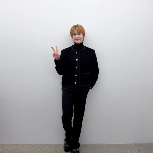 Today's Most Loved Onew (SHINee)