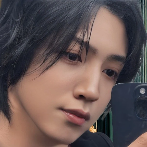 Top Photo Full of Wooseok (PENTAGON) Love