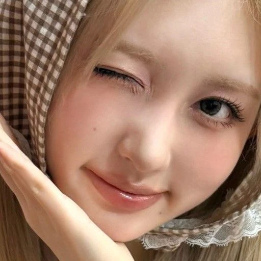 Top Photo Full of Gaeul (IVE) Love