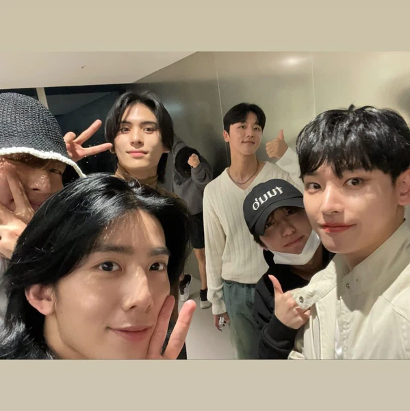 Top Photo Full of SF9 Love