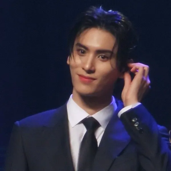 Today's Most Loved SF9