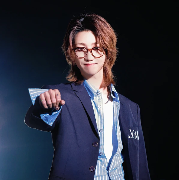 Top Photo Full of The 8 (SEVENTEEN) Love