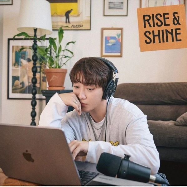 Top Photo Full of Hong Joochan (GoldenChild) Love