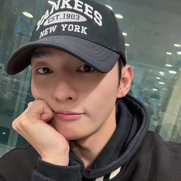 Fans' Pick: Best Moment of Yoon Jisung