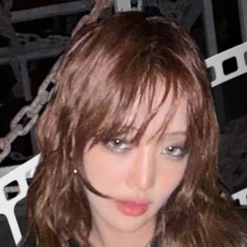 Today's Most Loved Minnie (i-dle)