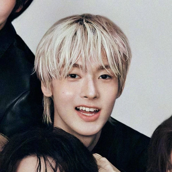 Top Photo Full of Hyunjun (SMTR25) Love