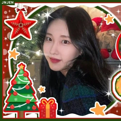 Top Photo Full of Nayun (MOMOLAND) Love