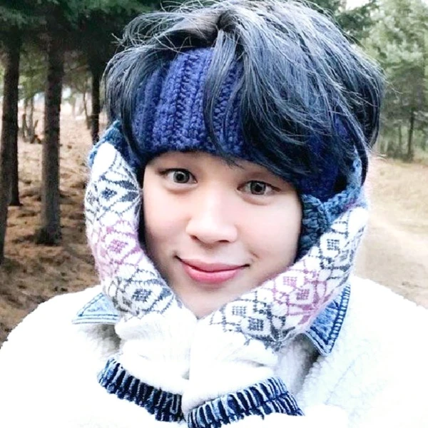 오늘 가장 사랑받은 지민 (방탄소년단)의 모습