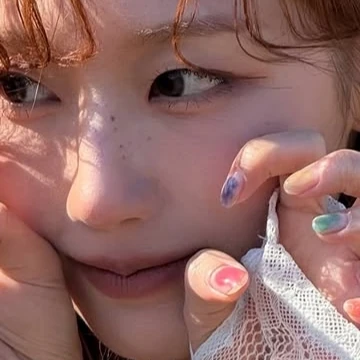 Top Photo Full of Jeong Yein (Lovelyz) Love